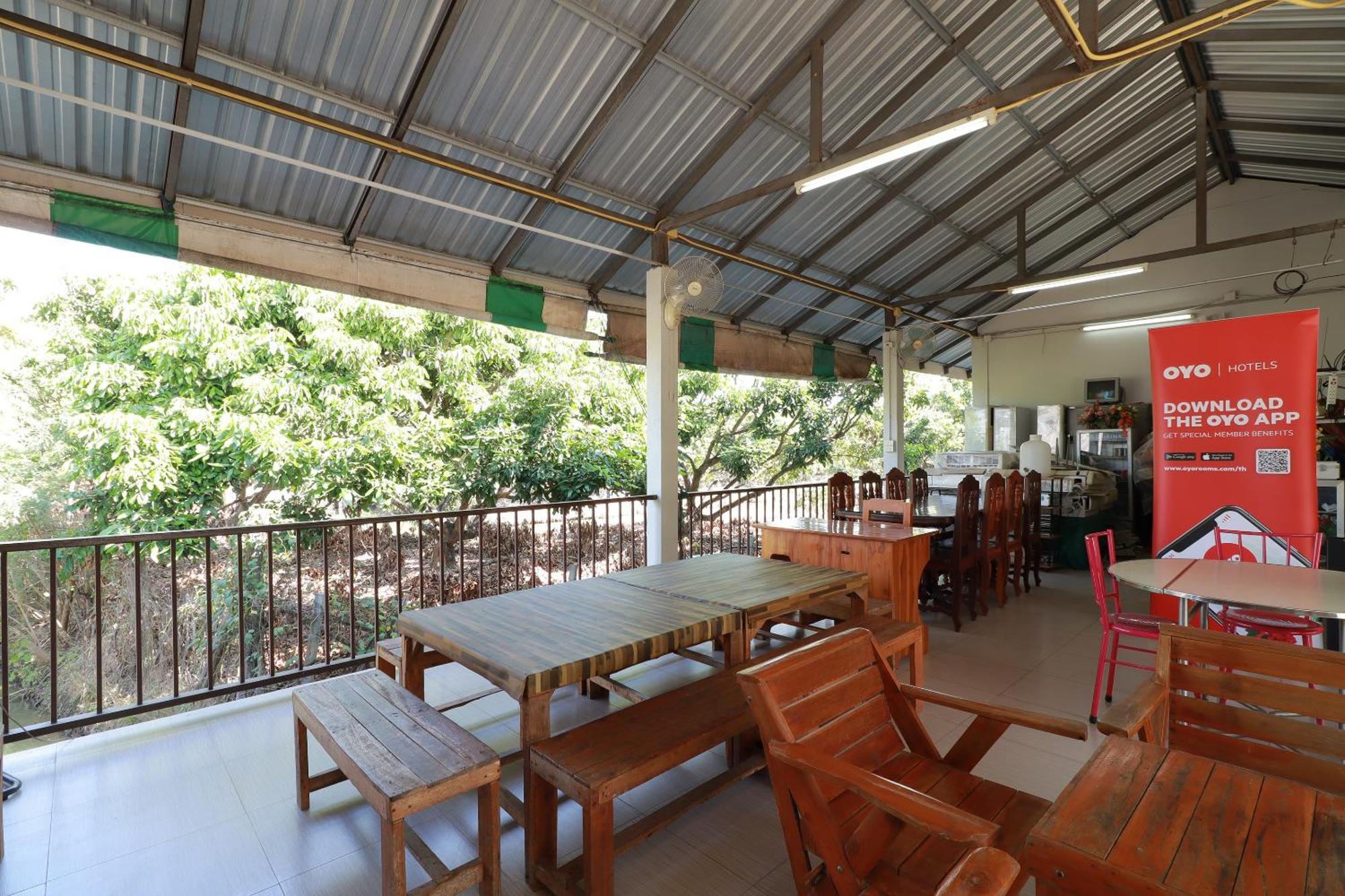 Oyo 553 Kongsup Resort Lamphun Dış mekan fotoğraf