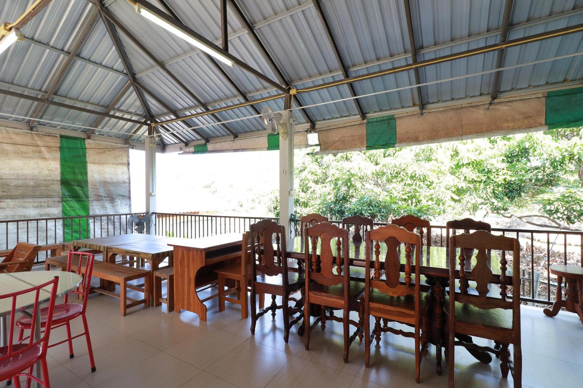 Oyo 553 Kongsup Resort Lamphun Dış mekan fotoğraf
